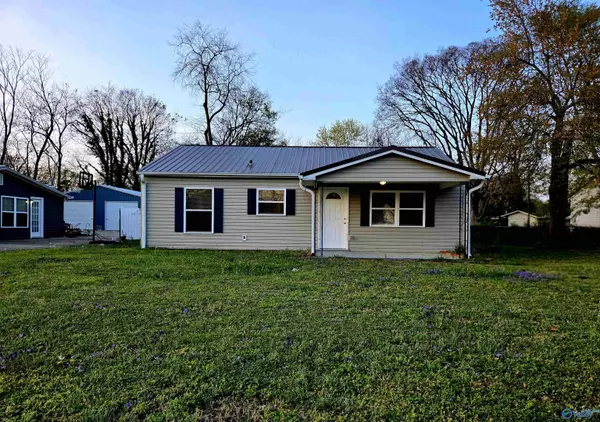 1713 Oakwood Avenue, Huntsville, AL 35811
