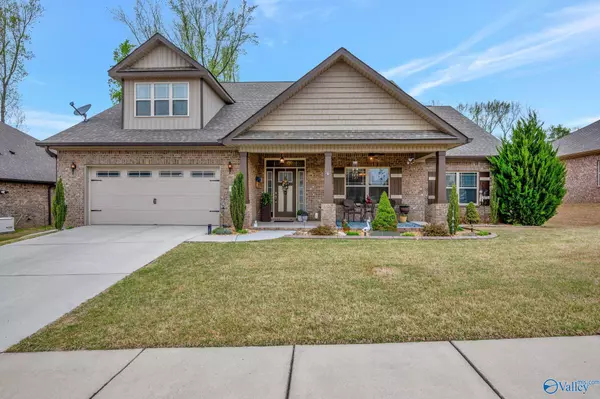 103 Oakside Circle NW, Madison, AL 35757