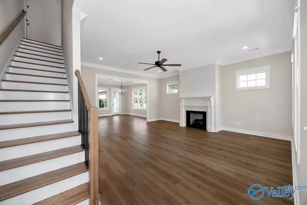 Huntsville, AL 35806,6426 Lenox Hill Way