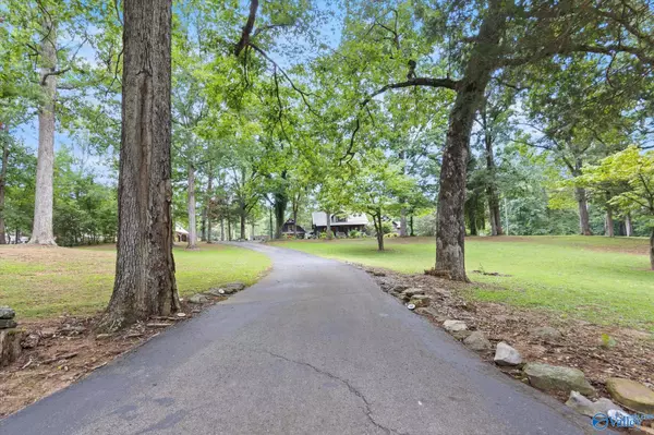 New Market, AL 35761,192 J B Walker Road