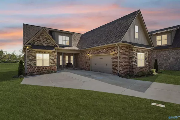 17920 Longleaf Drive, Athens, AL 35611