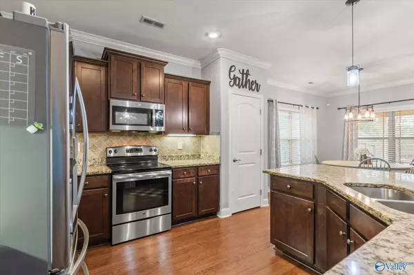 Owens Cross Roads, AL 35763,7320 Vidette Lane