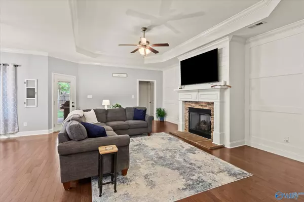 Owens Cross Roads, AL 35763,7320 Vidette Lane