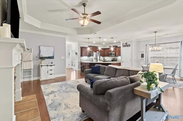 Owens Cross Roads, AL 35763,7320 Vidette Lane