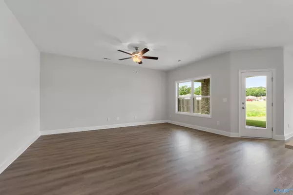 New Market, AL 35761,159 River Pointe Drive