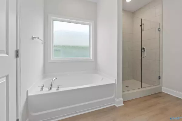 New Market, AL 35761,159 River Pointe Drive