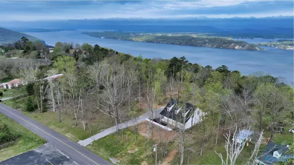 Section, AL 35771,191 Scenic Drive