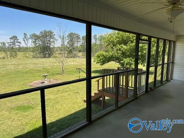 Horton, AL 35980,872 Southerland Drive