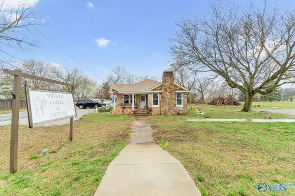 12 West 3rd Street, Grant, AL 35747