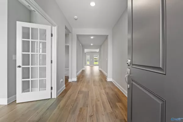 Toney, AL 35773,122 Cowdray Circle