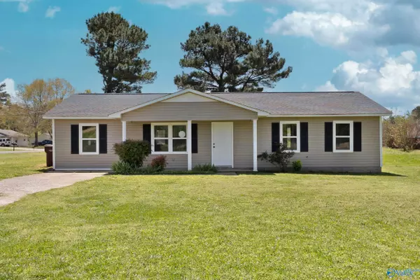 14450 Quinn Road, Athens, AL 35611