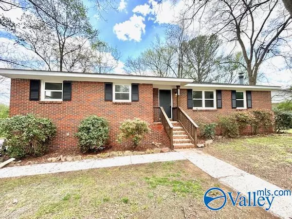 4625 Daugette Drive NW, Huntsville, AL 35816