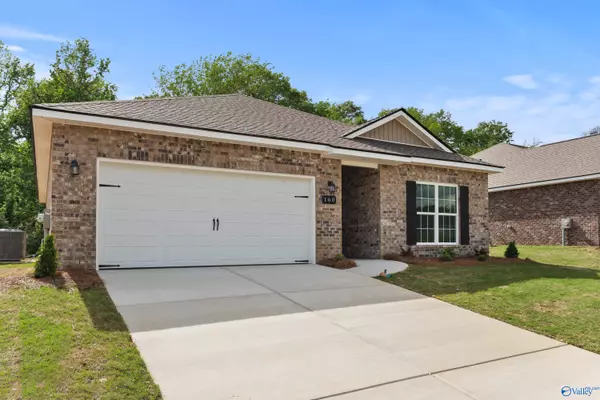 160 River Pointe Drive, New Market, AL 35761