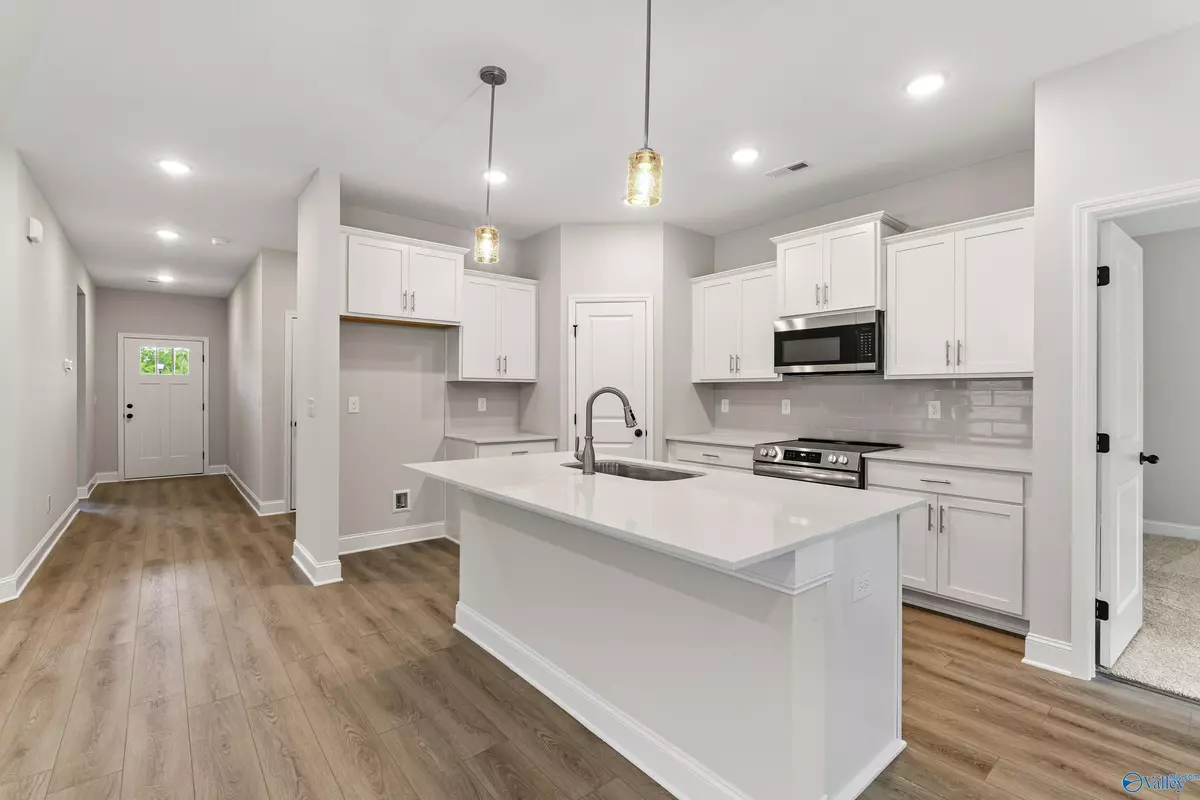 New Market, AL 35761,160 River Pointe Drive