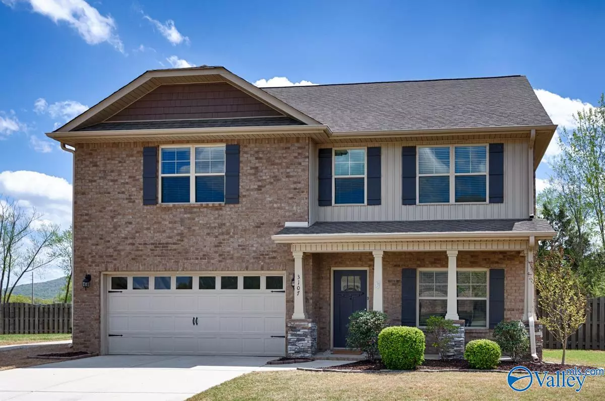 Owens Cross Roads, AL 35763,3107 Magnolia Leaf Circle SE