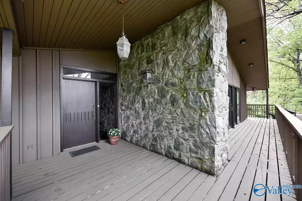 Huntsville, AL 35801,1401 Cass Circle SE