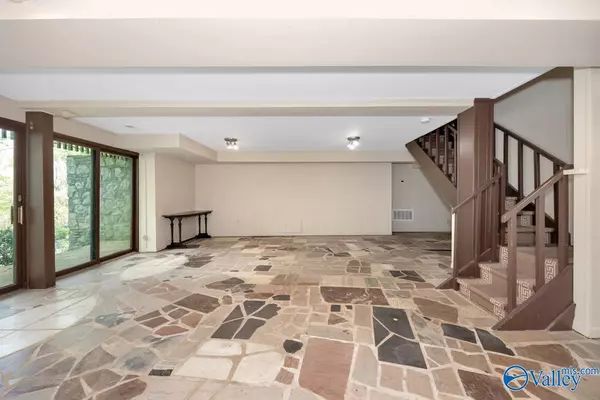 Huntsville, AL 35801,1401 Cass Circle SE