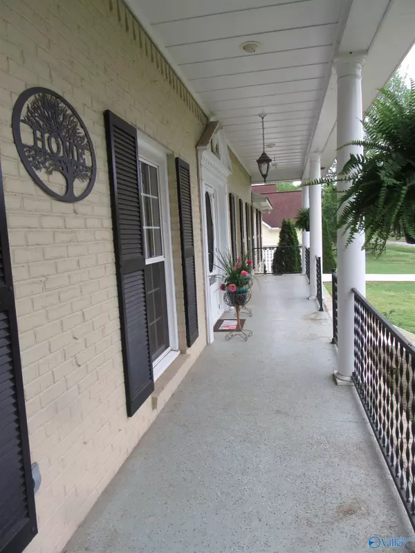 Decatur, AL 35603,22 Livingstone Lane