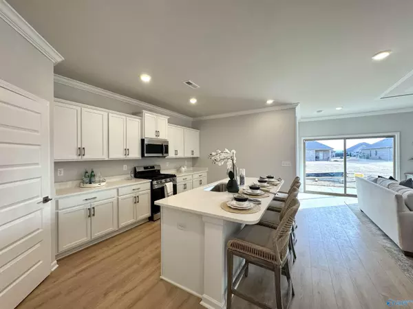 Owens Cross Roads, AL 35763,4600 Raylee Court