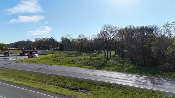 Guntersville, AL 35976,20138 US Highway 431