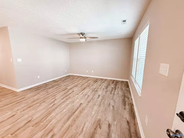 Gadsden, AL 35903,924 Wilson Avenue