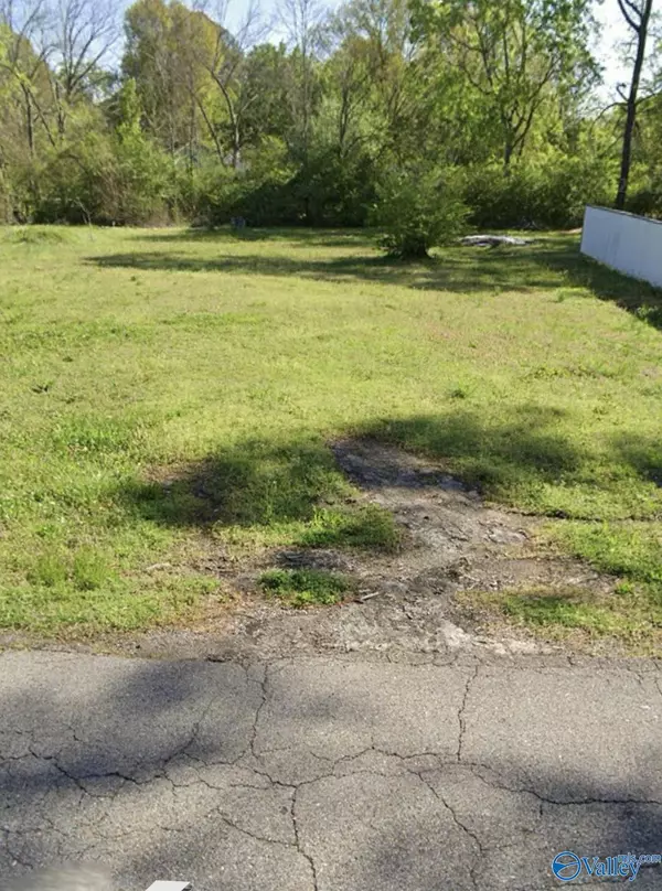 1819 Broadway Avenue, Gadsden, AL 35901