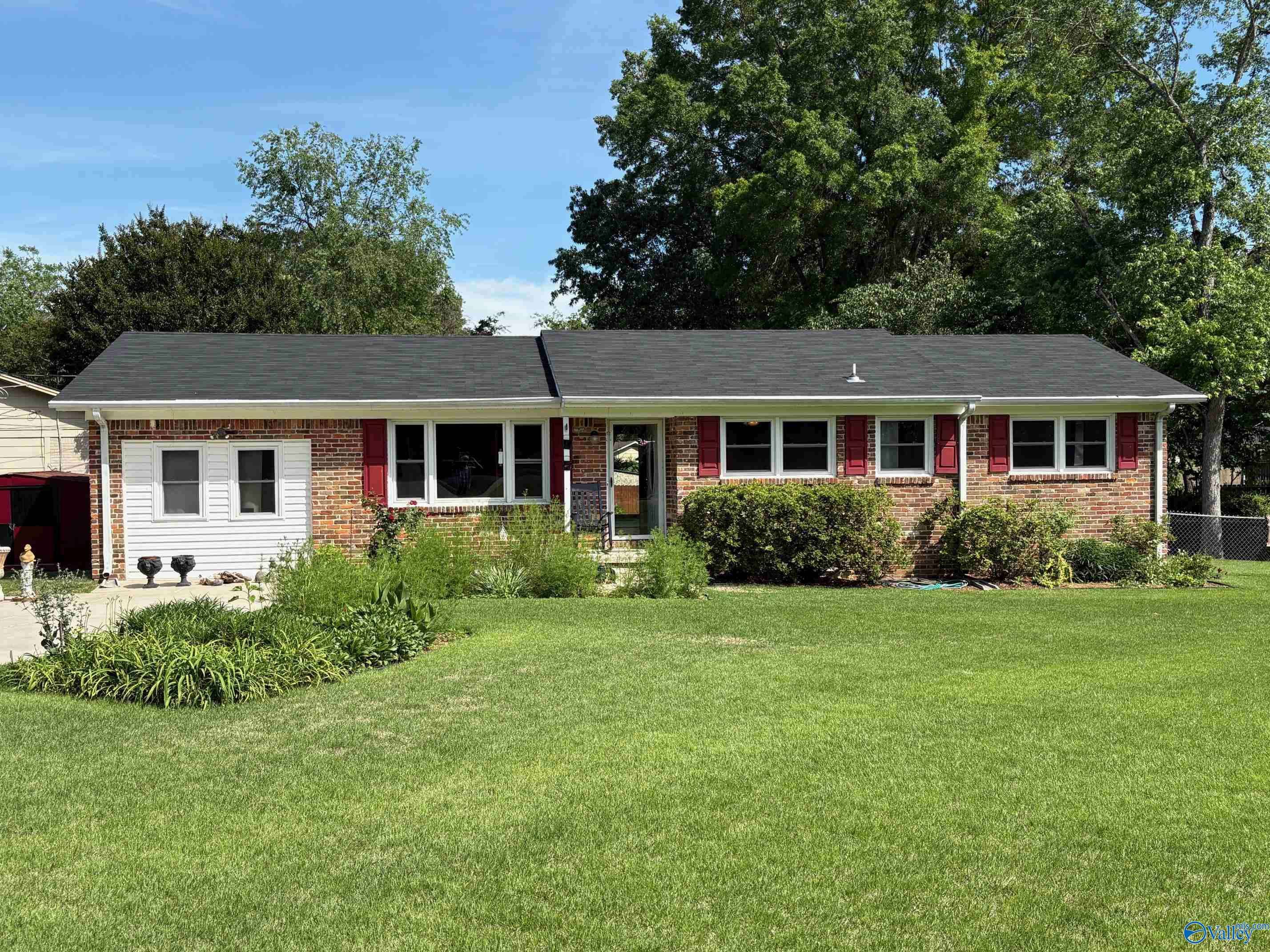 1000 Heard Drive SE, Huntsville, AL 35803