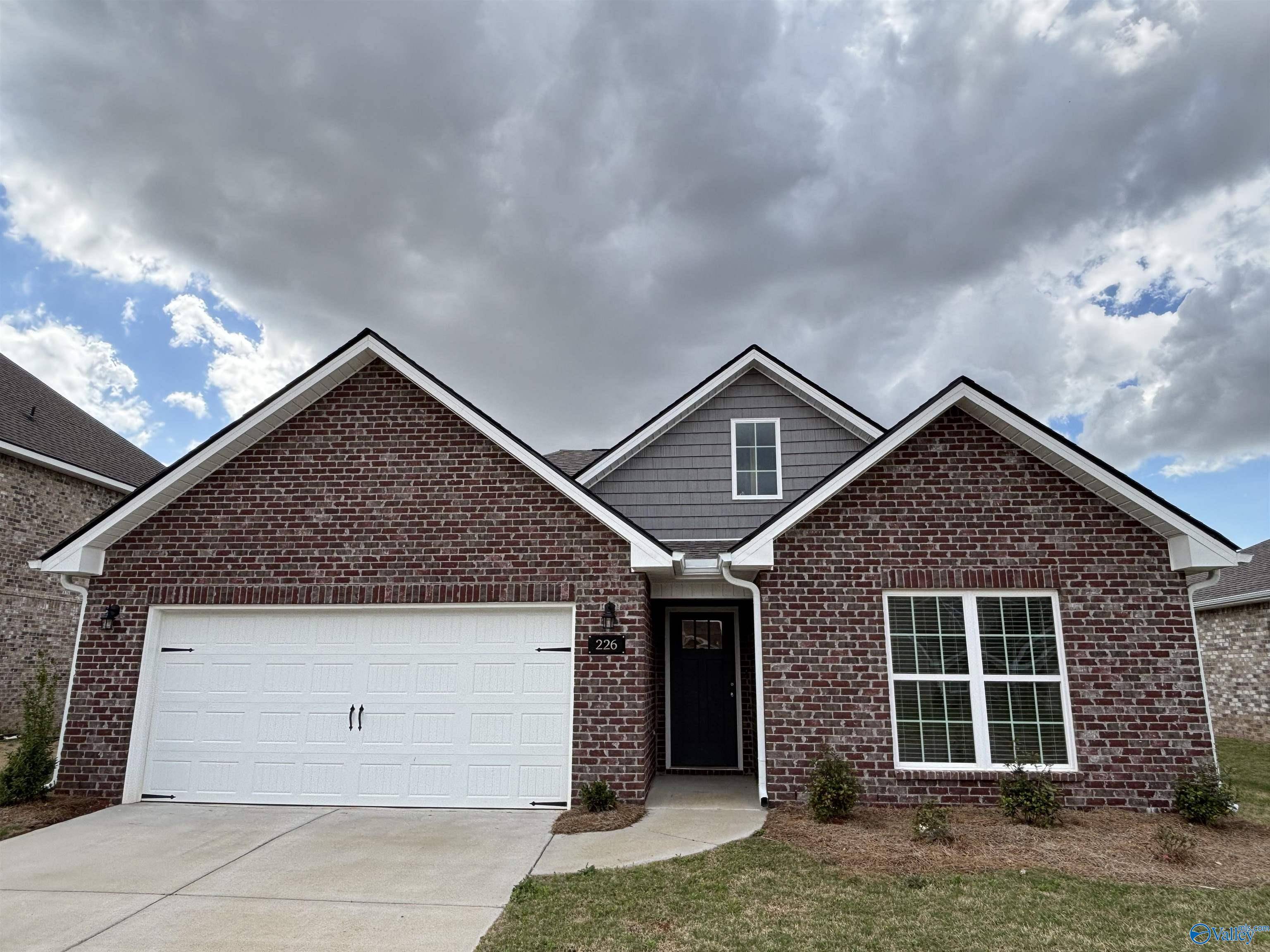 226 Irish Hill Drive, Meridianville, AL 35759
