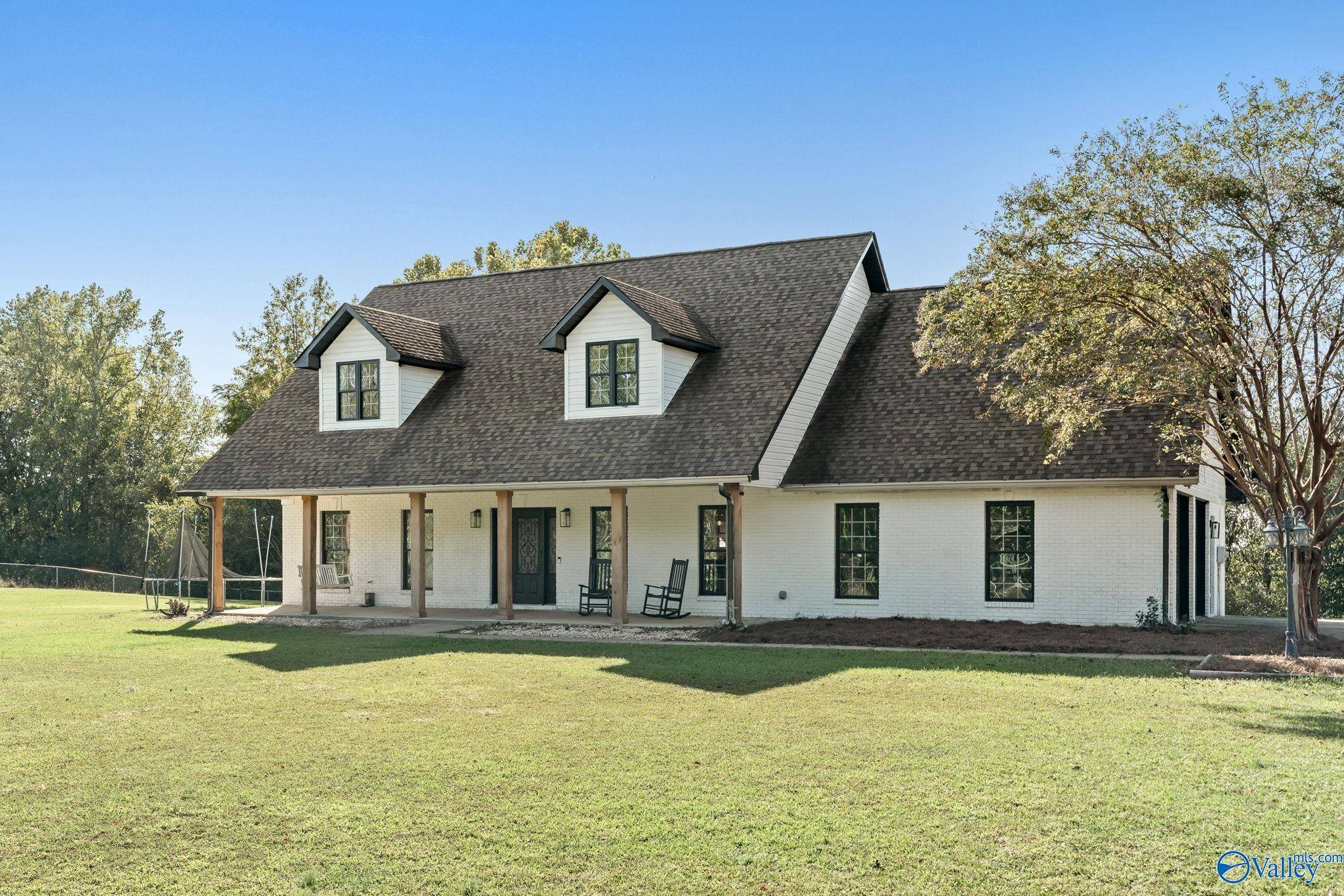 215 Osborn Lake Road, Blountsville, AL 35031