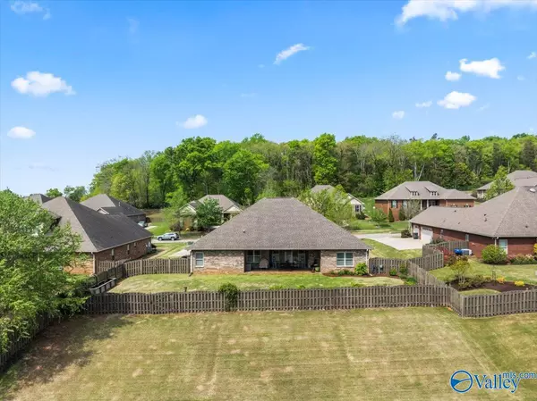 Huntsville, AL 35803,12713 Oak South Sw