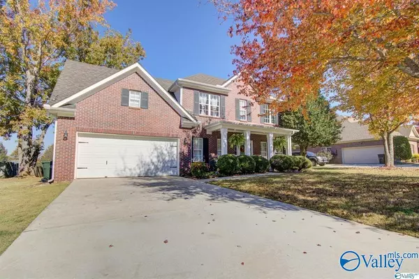 323 Antler Point Drive,  New Market,  AL 35761