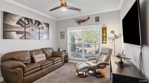 Owens Cross Roads, AL 35763,3007 Greenway Circle