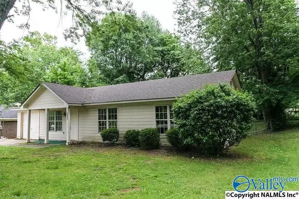 3116 Gayhart Drive NW, Huntsville, AL 35810
