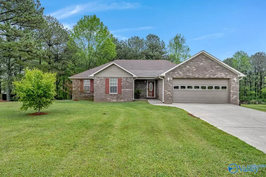 1505 Frost Road, Eva, AL 35621