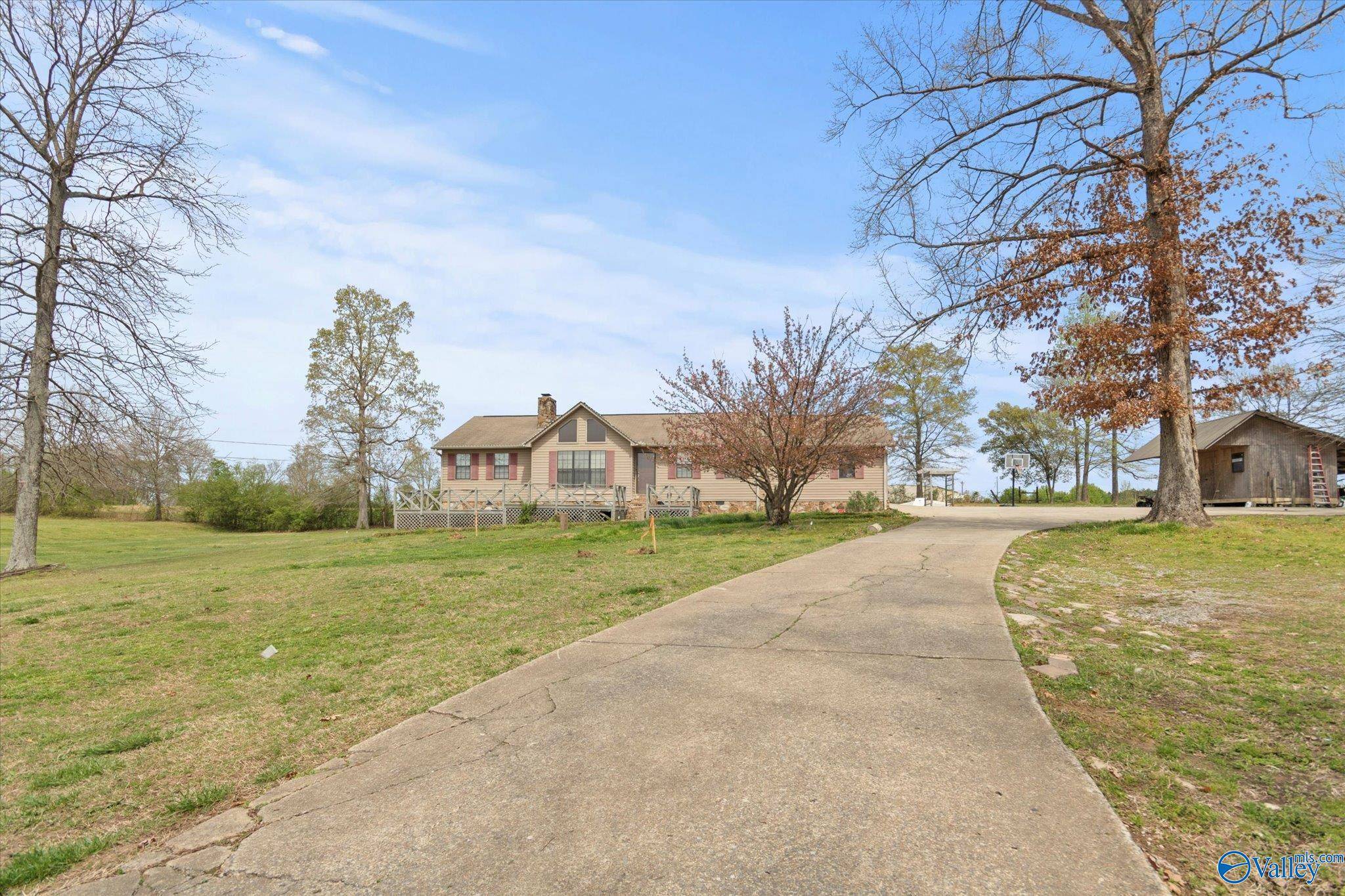 1667 Davis Road, Albertville, AL 35951