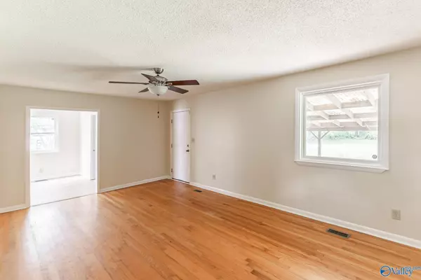 3404 Mastin Lake Road, Huntsville, AL 35810