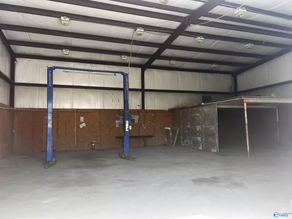 Gadsden, AL 35904,2816 Fields Avenue