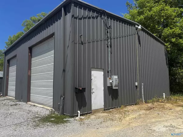 Gadsden, AL 35904,2816 Fields Avenue