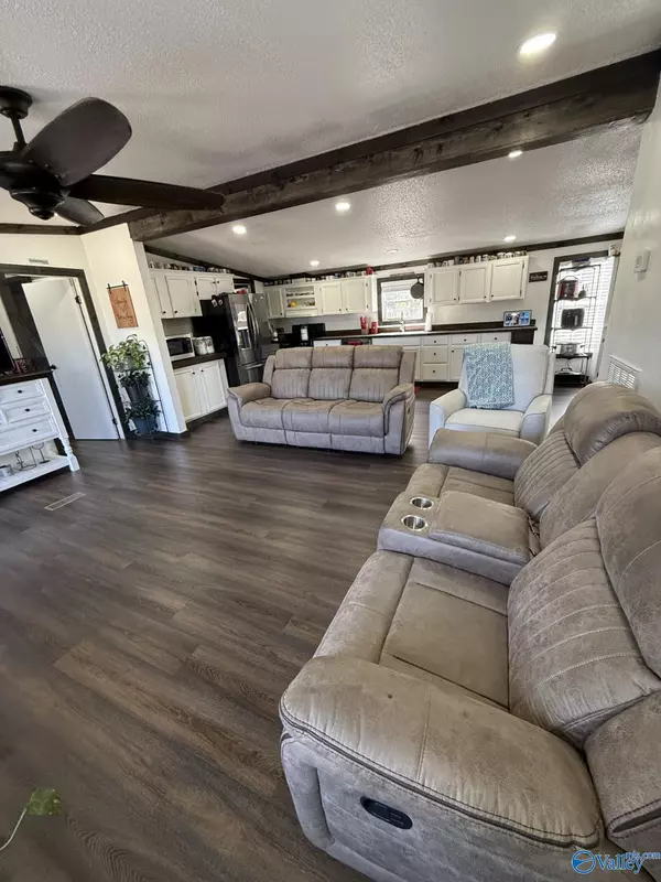 Piedmont, AL 36272,883 Estes Road