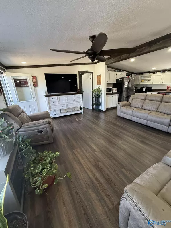 Piedmont, AL 36272,883 Estes Road