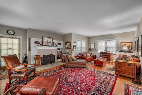 Fort Payne, AL 35967,504 3rd Street SW