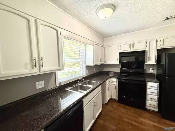 Gadsden, AL 35901,100 Lakepoint Drive