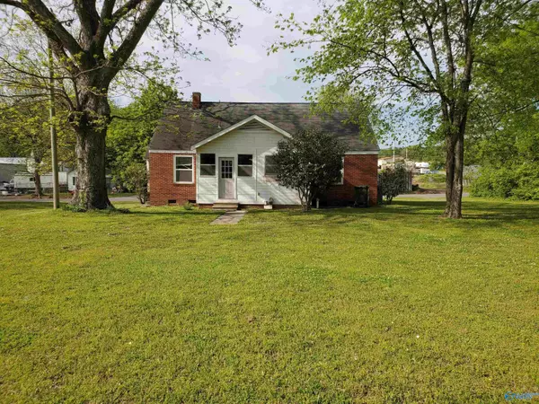 Scottsboro, AL 35768,423 W Laurel Street