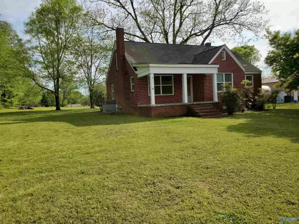 Scottsboro, AL 35768,423 W Laurel Street