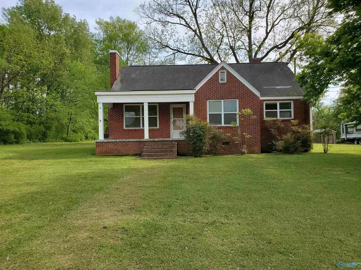 Scottsboro, AL 35768,423 W Laurel Street