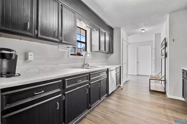 Rainbow City, AL 35906,4465 Riddles Bend Road