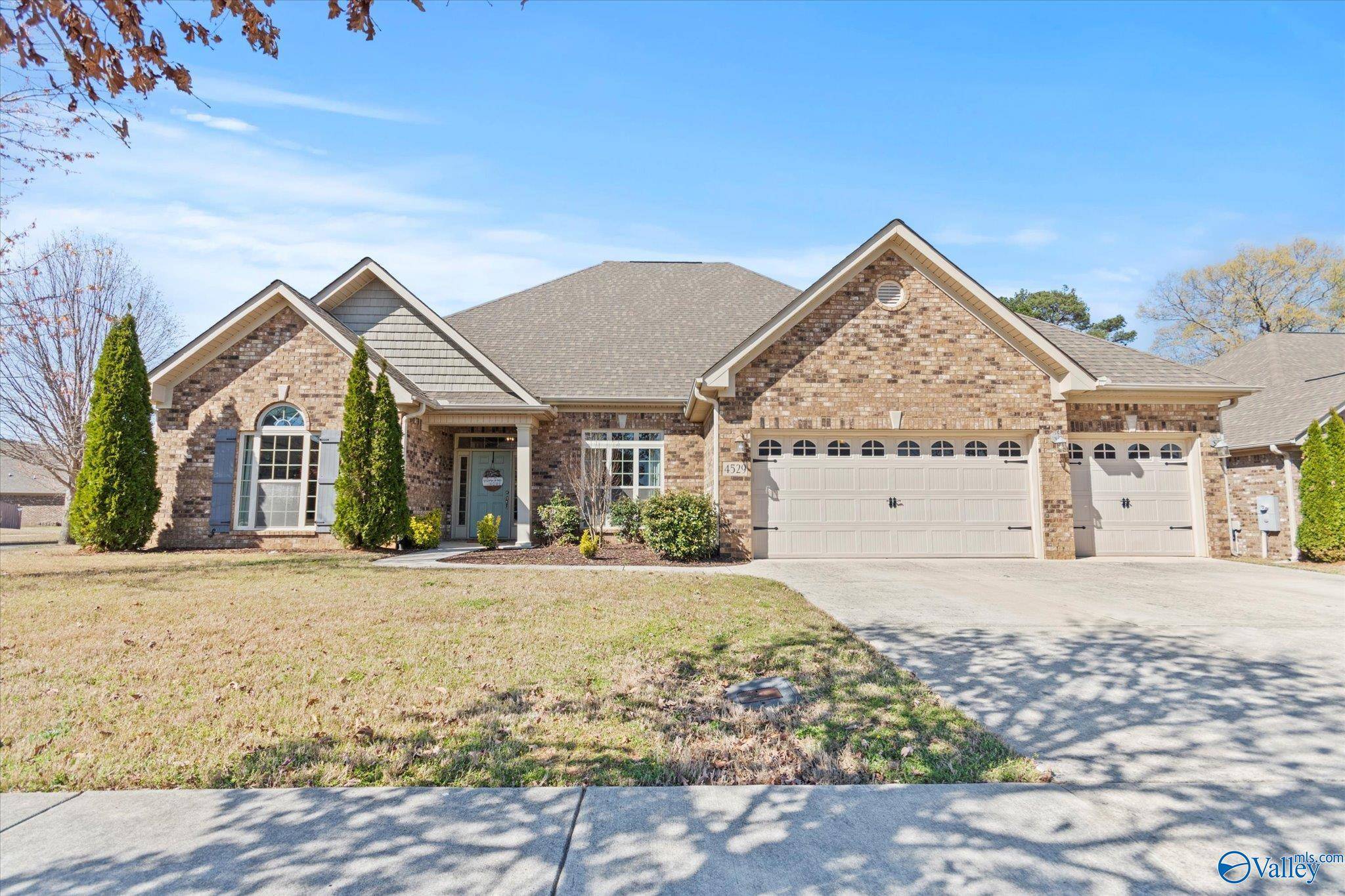 4529 SE Blairmont Drive SE, Owens Cross Roads, AL 35763
