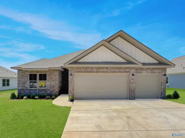 240 Pennington Avenue, Huntsville, AL 35811