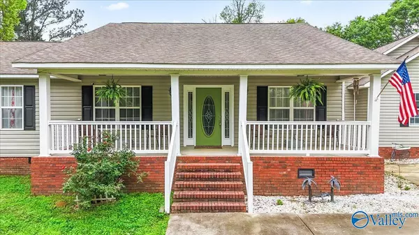 3960 Oneonta Cut-Off Road, Albertville, AL 35950