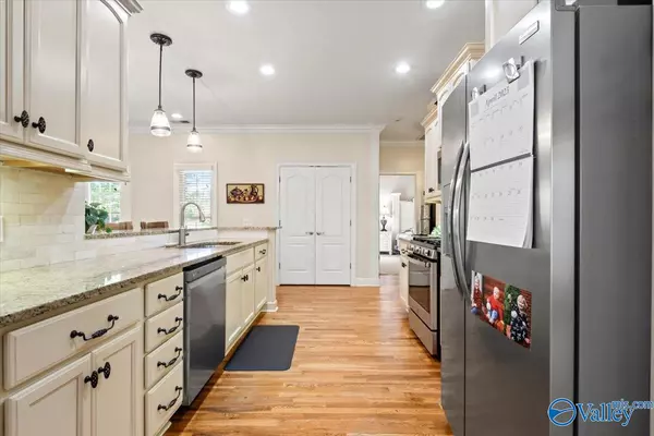 Cullman, AL 35058,261 County Rd 1403